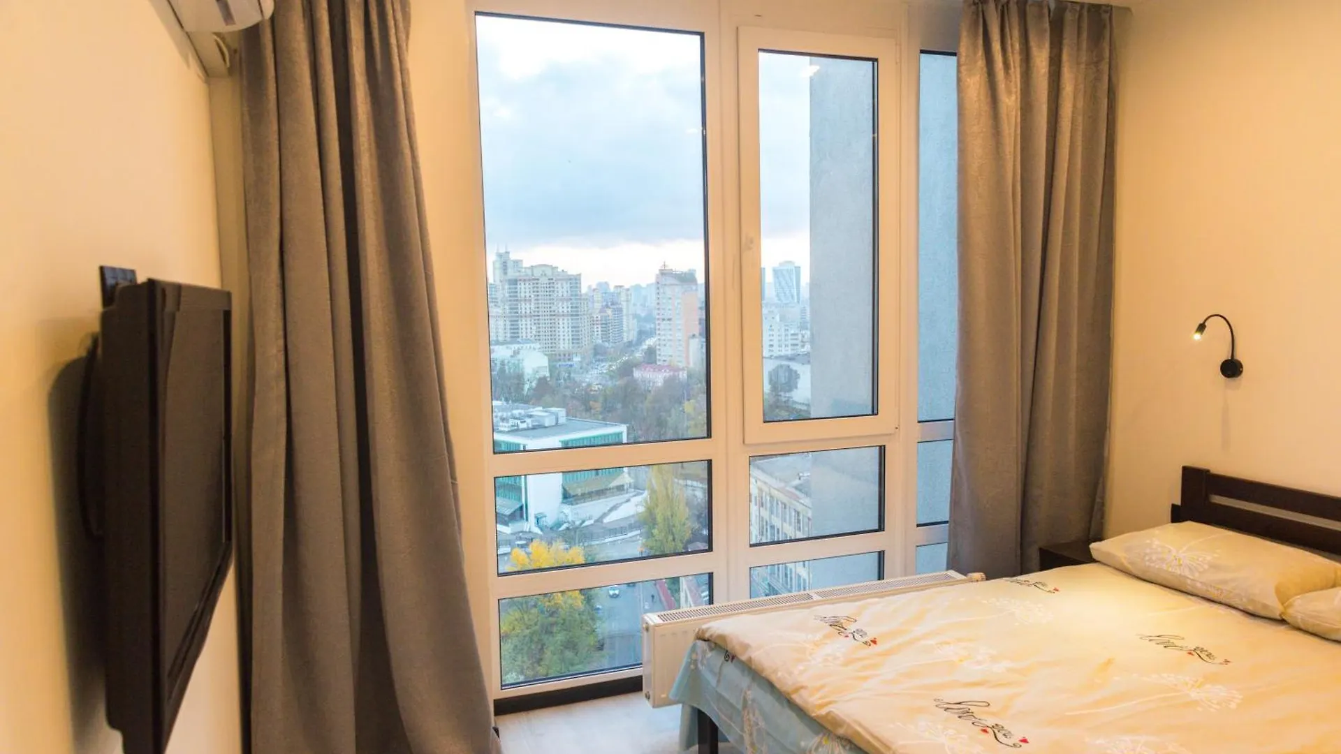 Панорамные Апартаменты В Новом Доме Kyiv 0*,  Ukraine